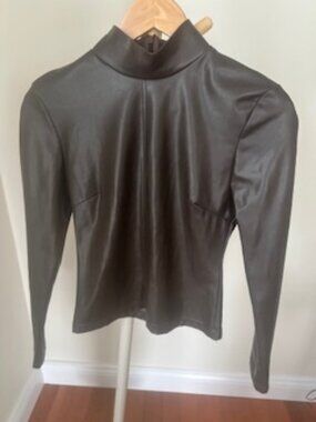 Babaton Vegan Leather Top Mocha Brown 4 Back Zipper